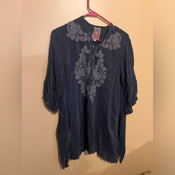 Johnny was embroidered tunic small - Picture 2 of 9
